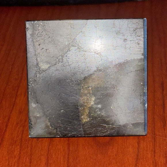 Natural Labradorite Stone Pyramid Crystal - Picture 9 of 9